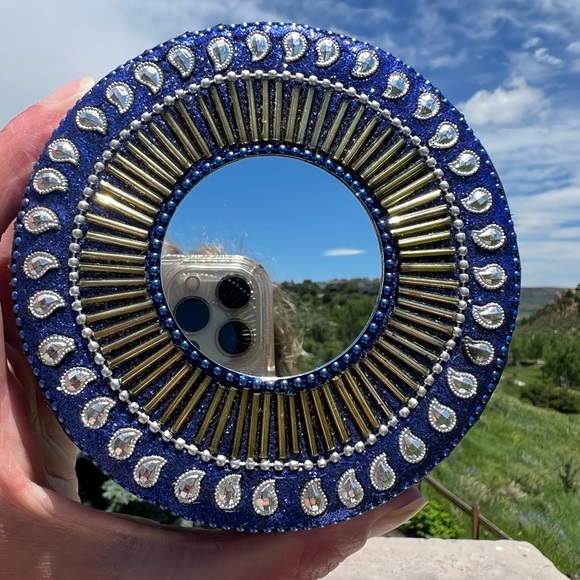 Mexicali Blues Glitter & Mirrors 4.5" x 4.5" Cookie Box Deco - Picture 4 of 10